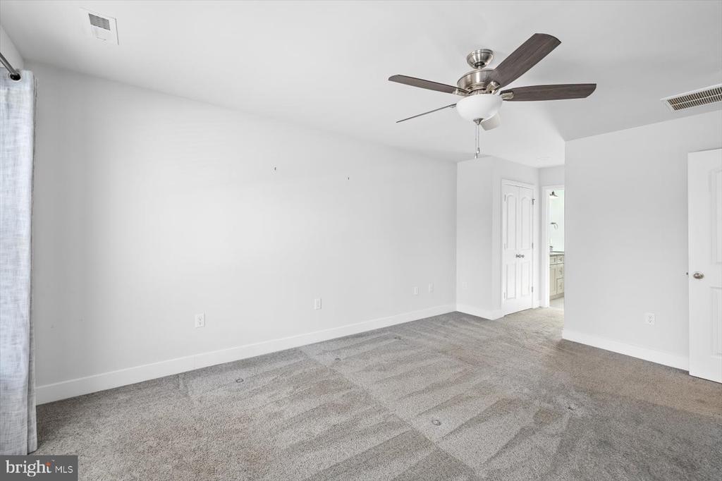 9102 ROYAL COURT