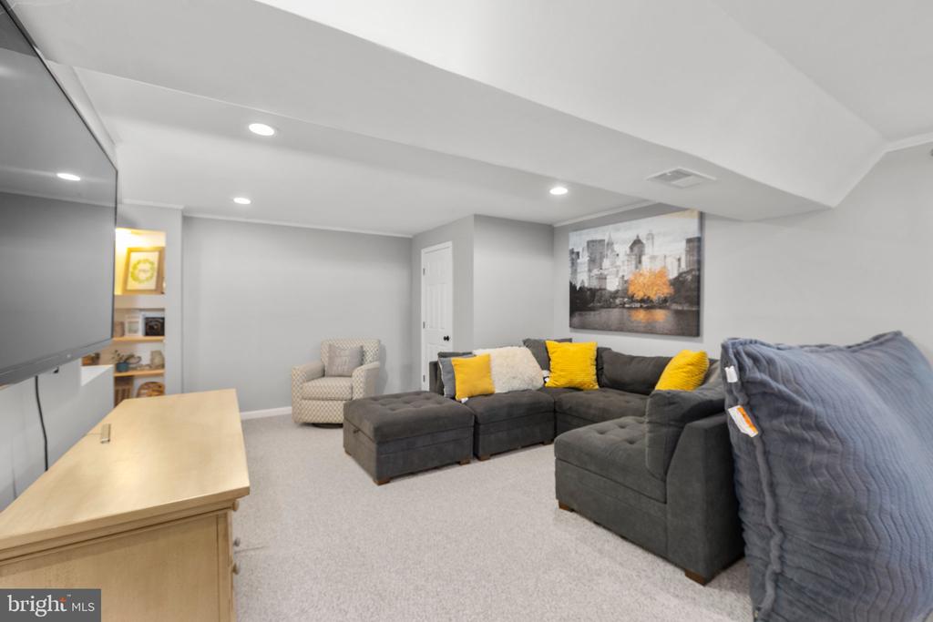 10803 HEATHERMORE PLACE