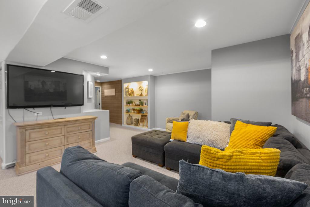 10803 HEATHERMORE PLACE