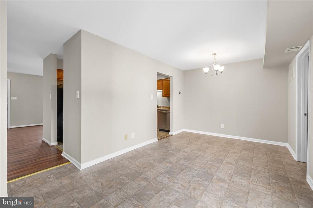 310 GARFIELD COURT