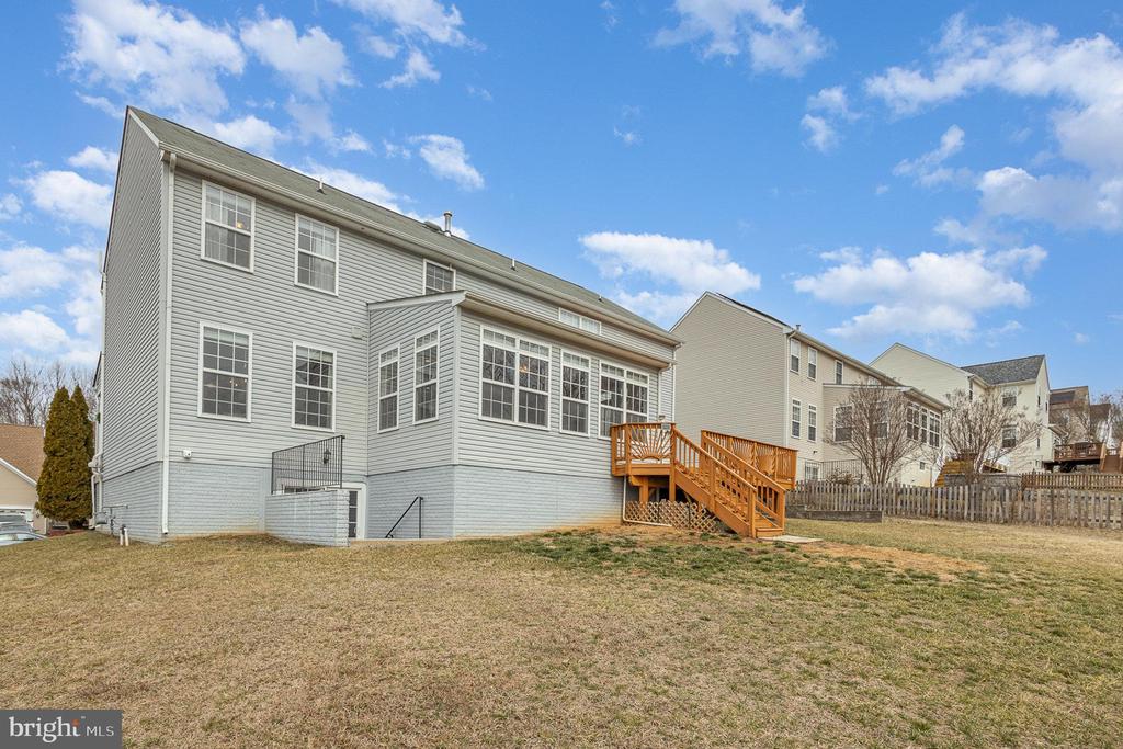 10114 LEES CROSSING LANE
