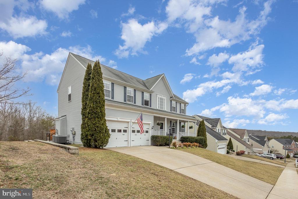 10114 LEES CROSSING LANE
