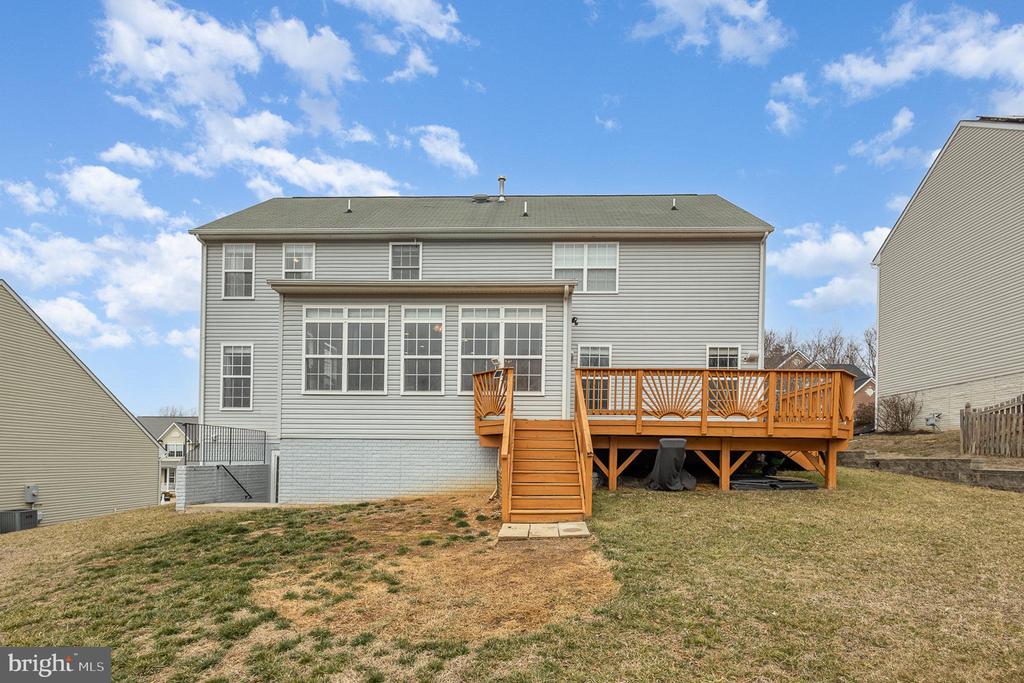 10114 LEES CROSSING LANE