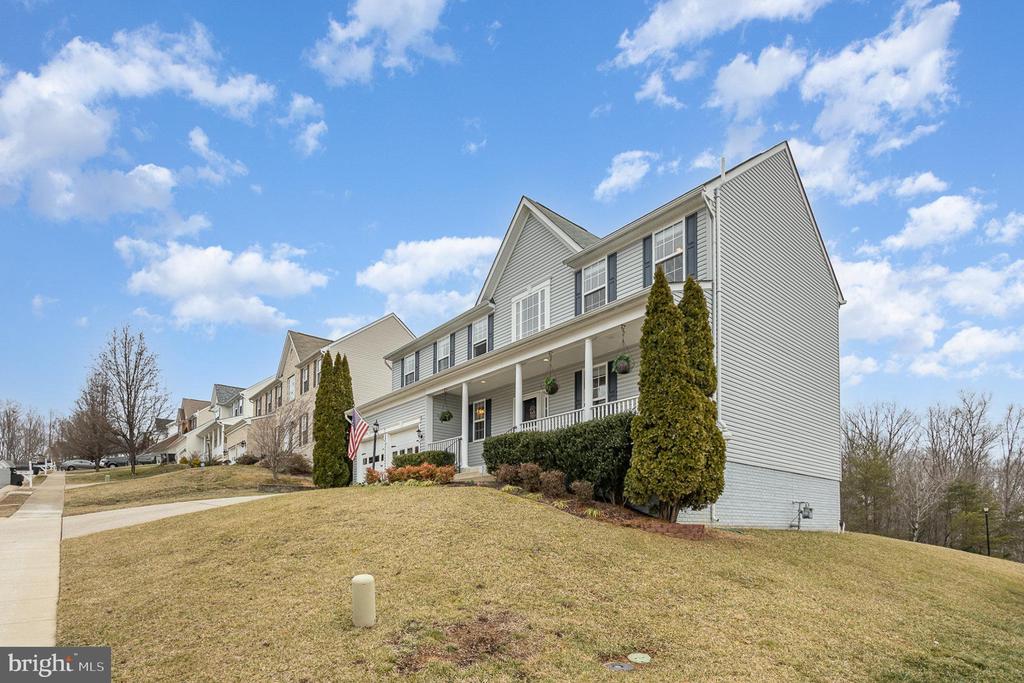 10114 LEES CROSSING LANE