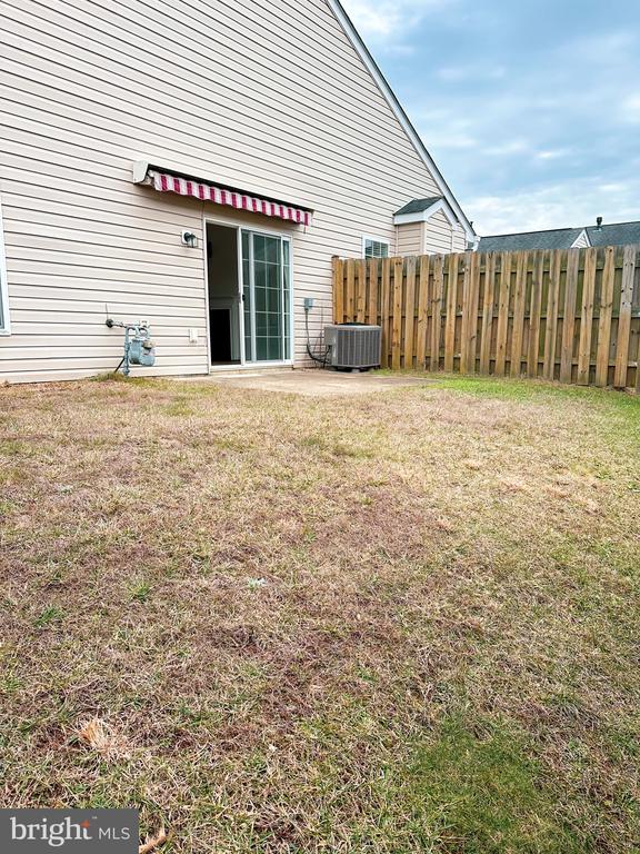 9418 FYVIE LANE