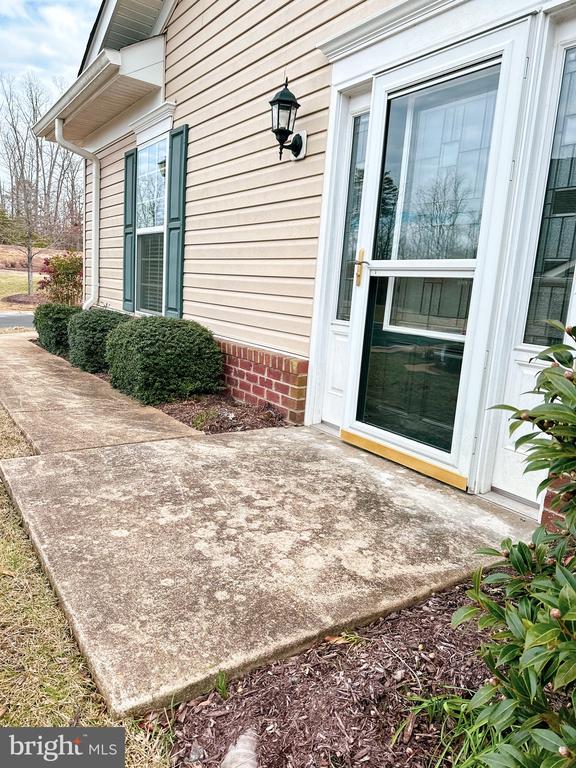 9418 FYVIE LANE
