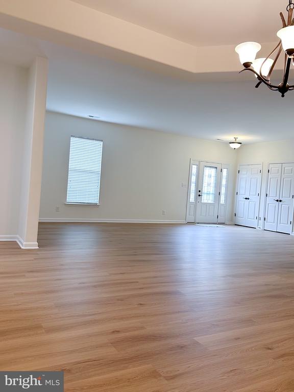 9418 FYVIE LANE