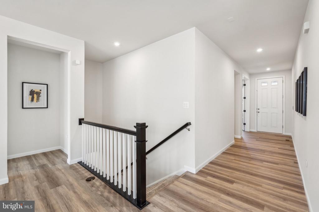 7512 OAKHAM DRIVE
