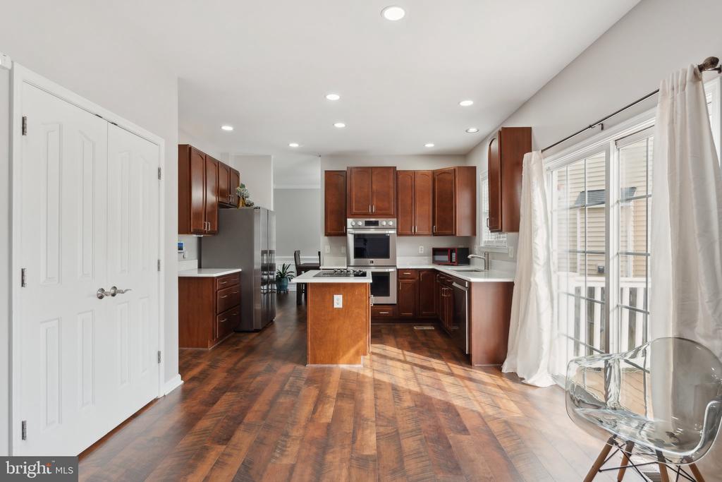 10403 SILVER CREEK COURT