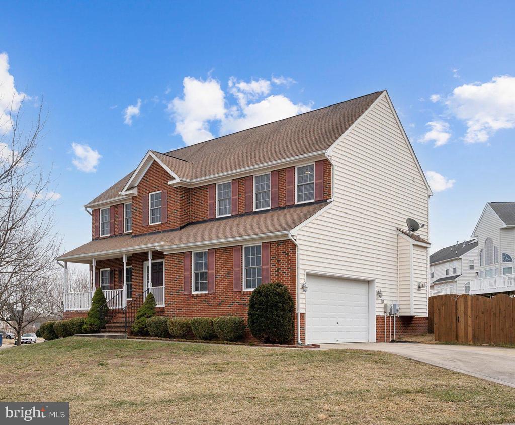 10403 SILVER CREEK COURT