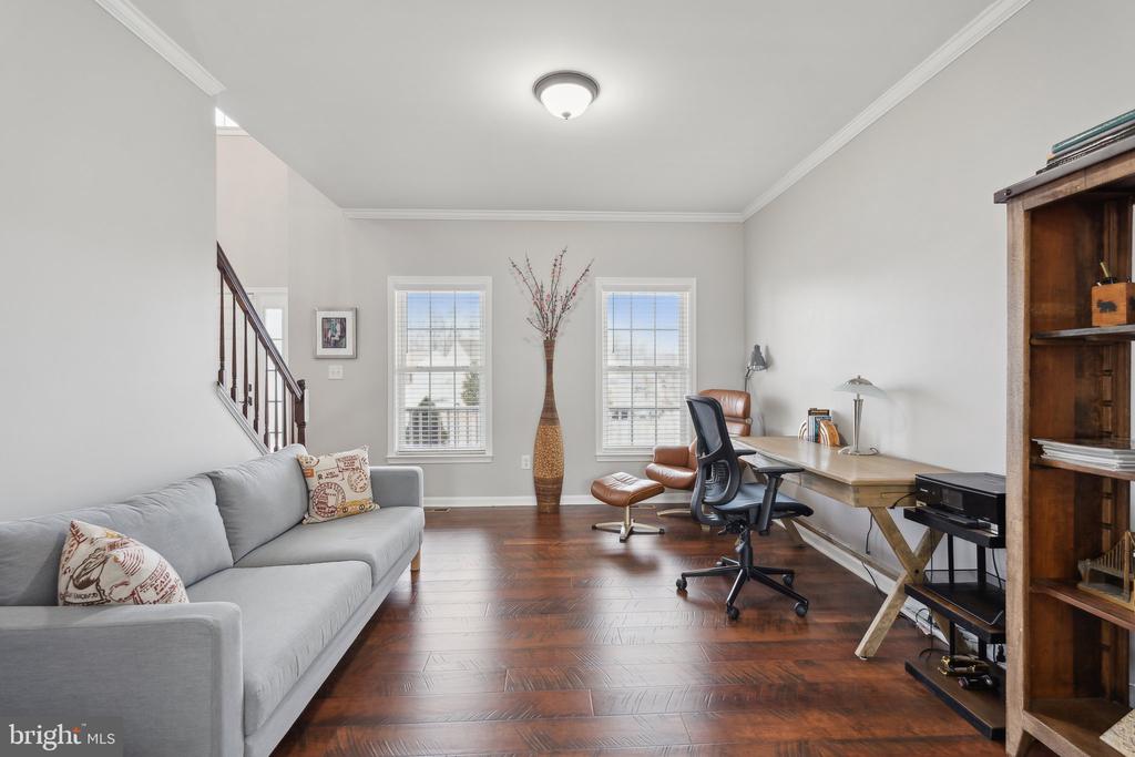 10403 SILVER CREEK COURT