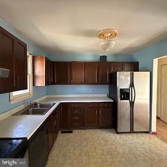 225 GREEN ARBOR DRIVE