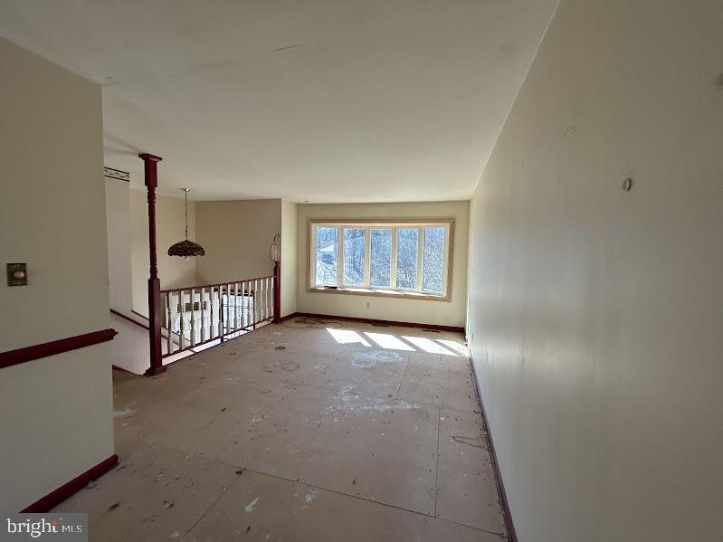 225 GREEN ARBOR DRIVE