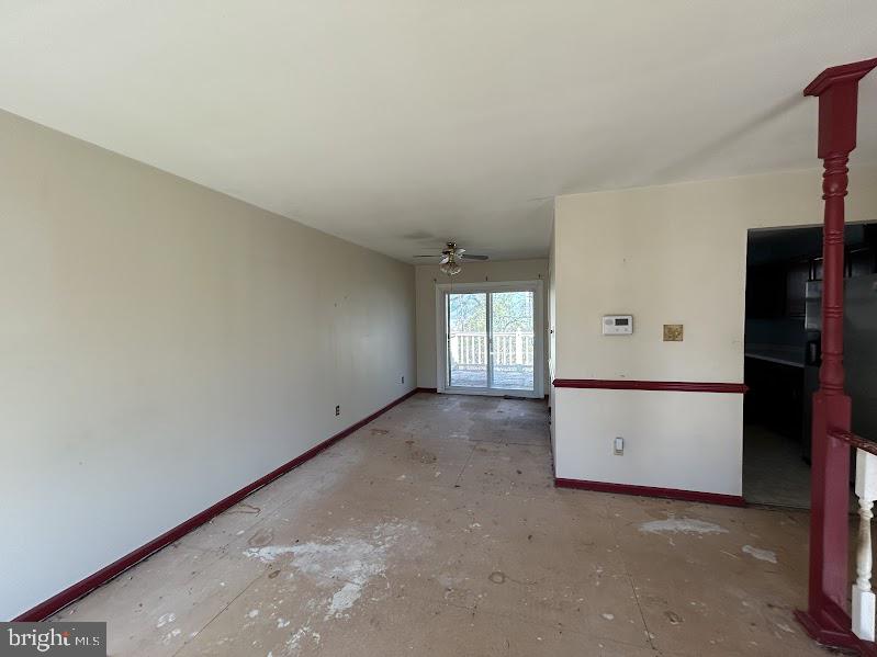 225 GREEN ARBOR DRIVE