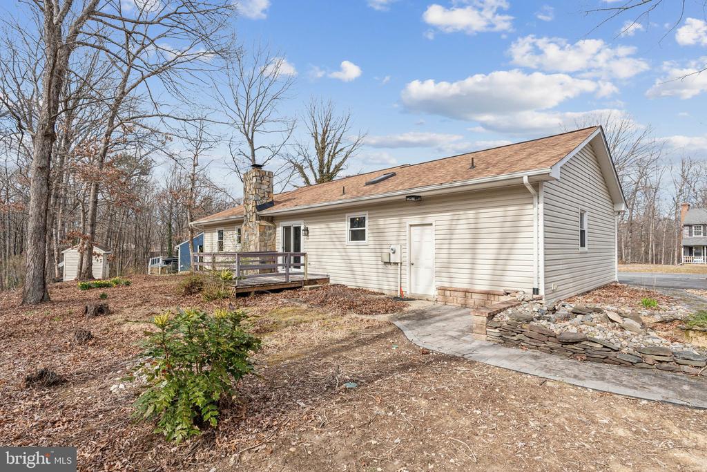 203 LOMBARDY DRIVE