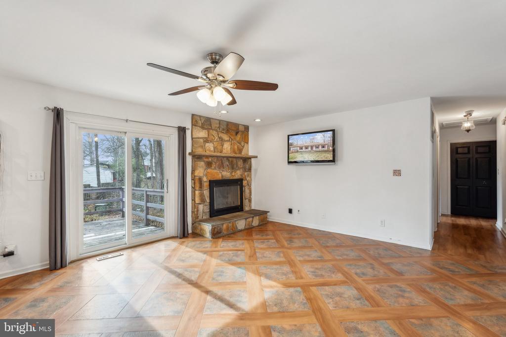 203 LOMBARDY DRIVE
