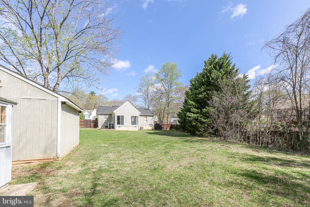 3102 BROWN HILL DRIVE