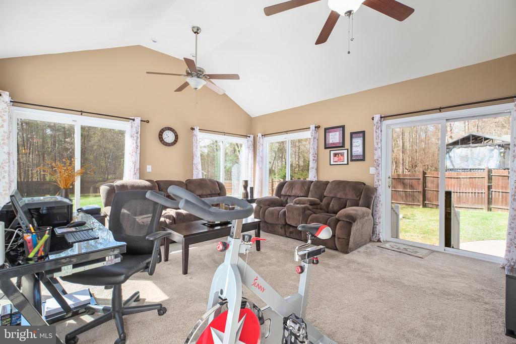 3102 BROWN HILL DRIVE