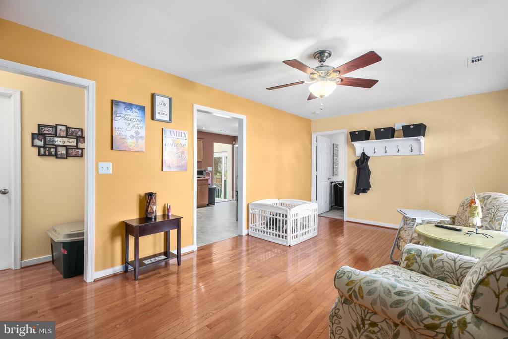 3102 BROWN HILL DRIVE