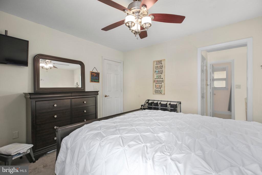 3102 BROWN HILL DRIVE