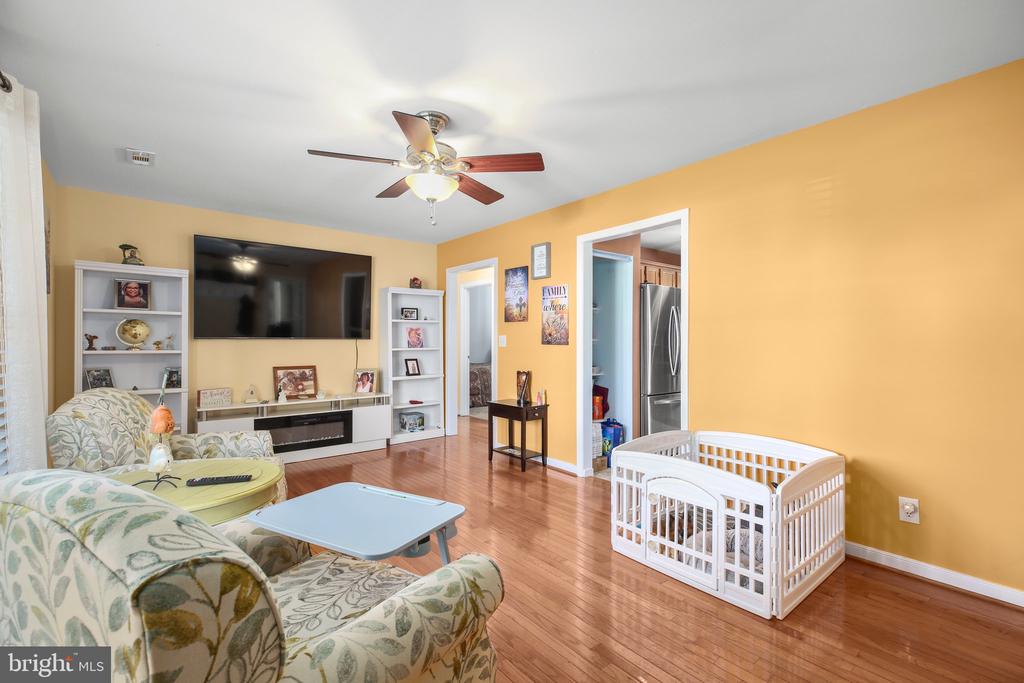 3102 BROWN HILL DRIVE
