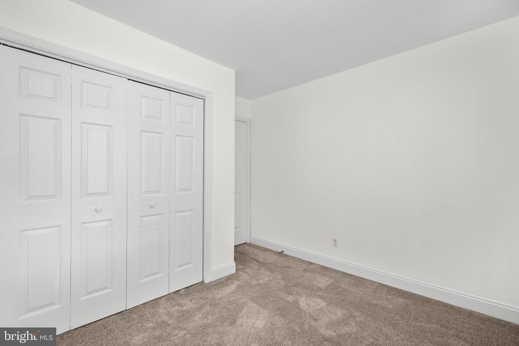 3102 BROWN HILL DRIVE