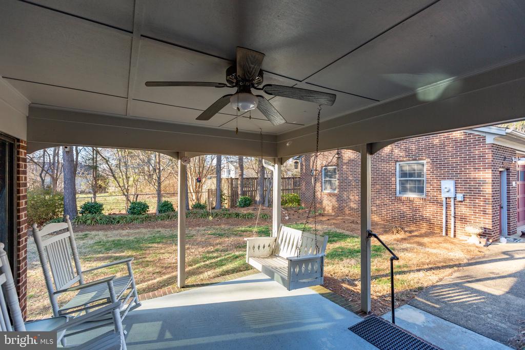 10204 GORDON ROAD