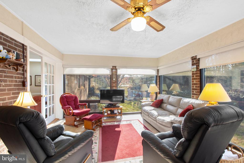 10204 GORDON ROAD