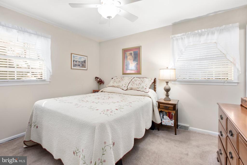 10204 GORDON ROAD