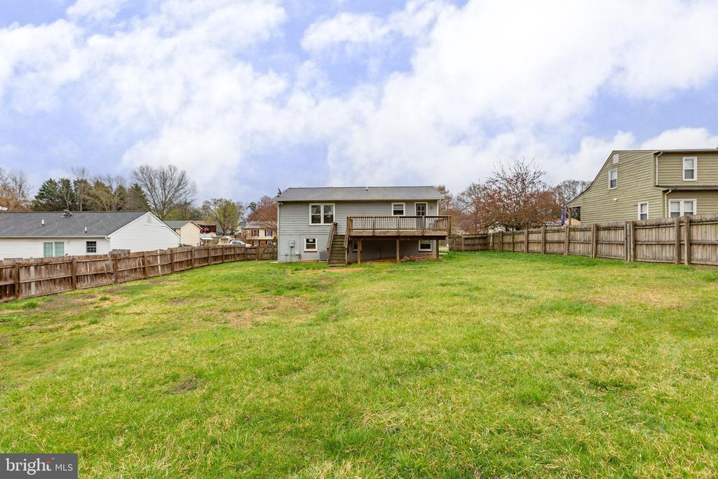 11404 WARNER DRIVE