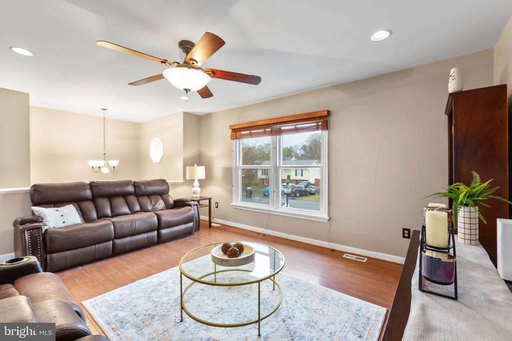 11404 WARNER DRIVE