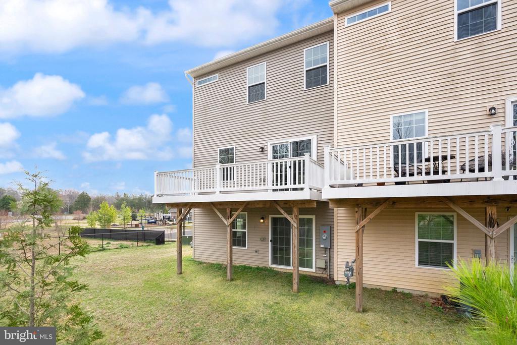 9844 CEDARMASS CIRCLE