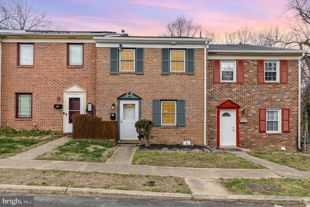 122 JANNEY COURT