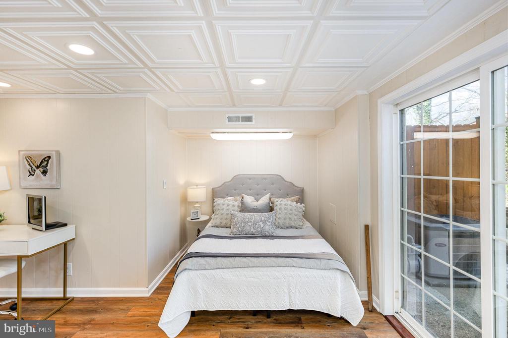 122 JANNEY COURT