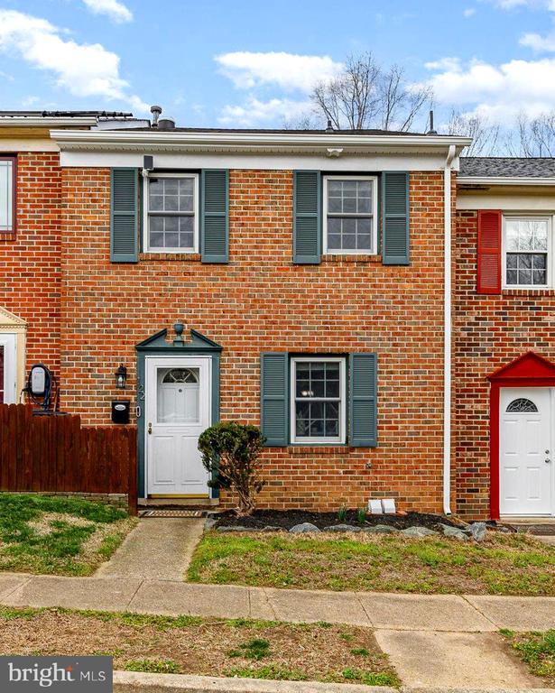122 JANNEY COURT
