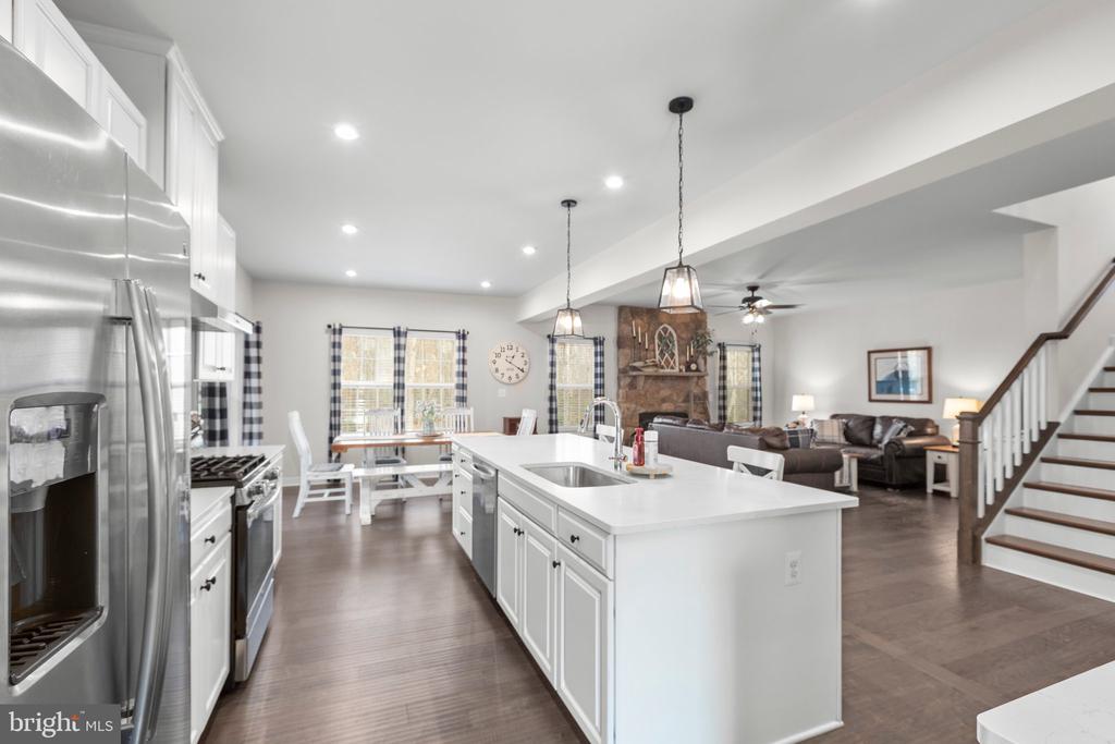 12503 BAINSWOOD COURT