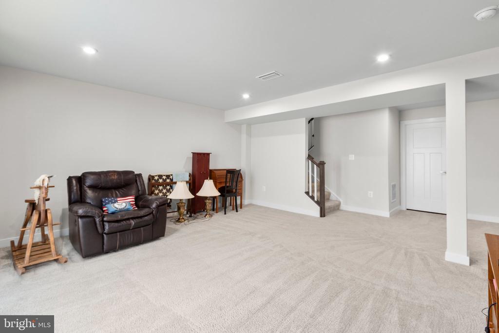 12503 BAINSWOOD COURT