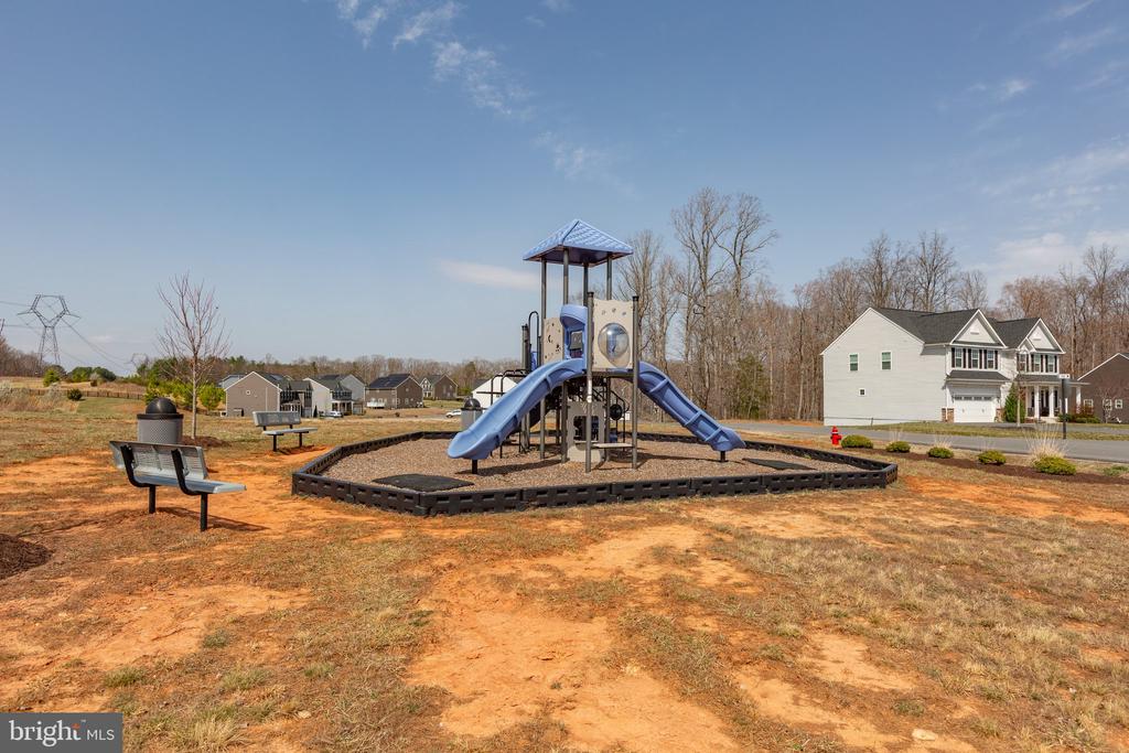 12503 BAINSWOOD COURT