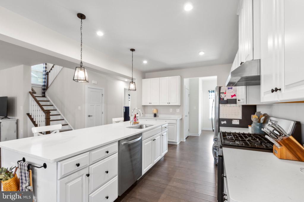 12503 BAINSWOOD COURT