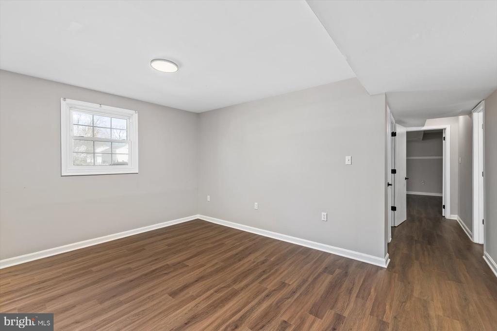 6012 COLLIER DRIVE