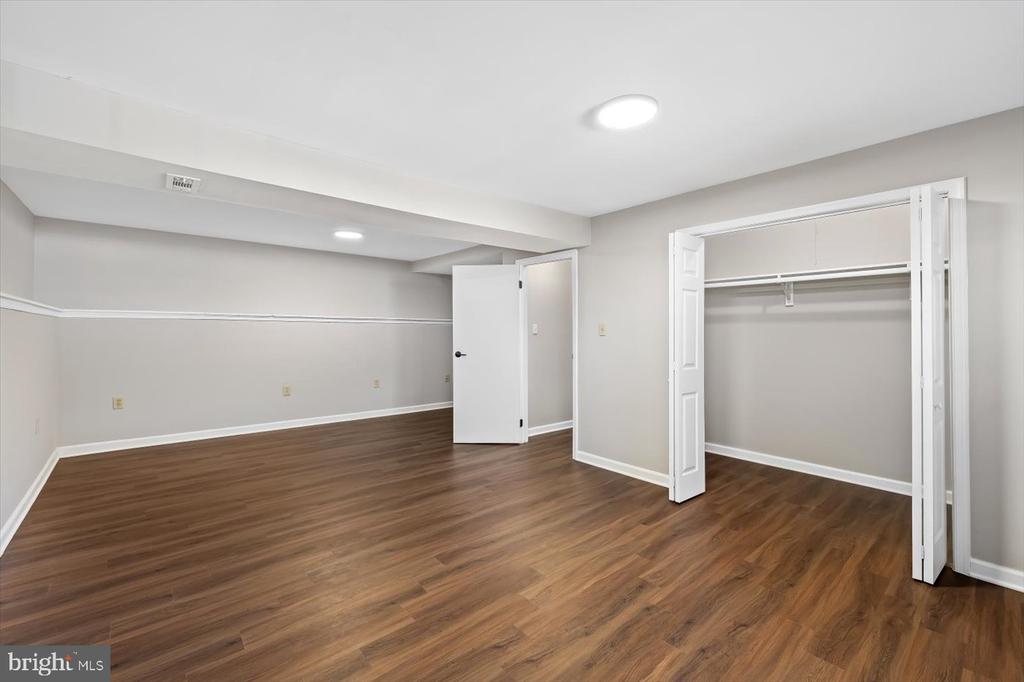 6012 COLLIER DRIVE