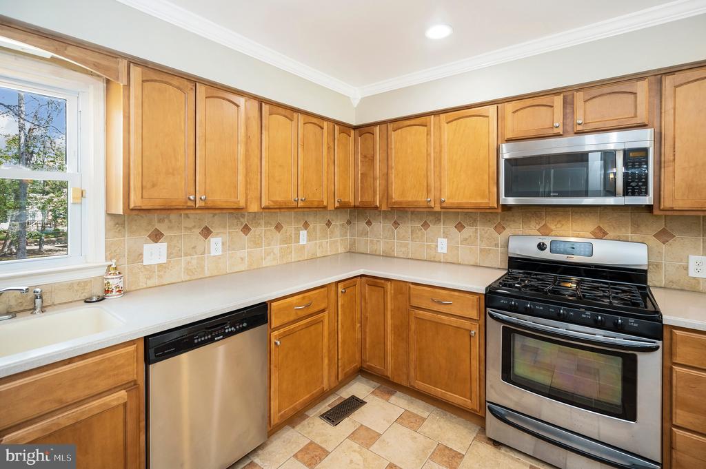 11309 CHESHIRE COURT