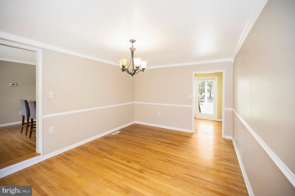 11309 CHESHIRE COURT