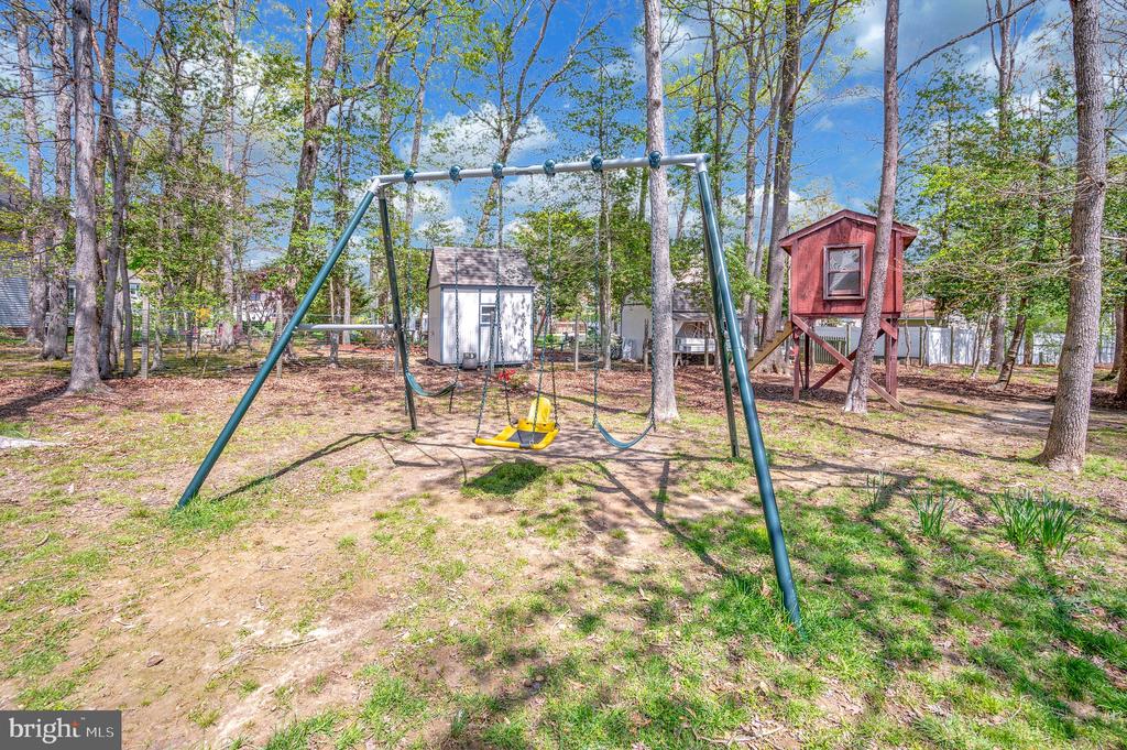 11309 CHESHIRE COURT