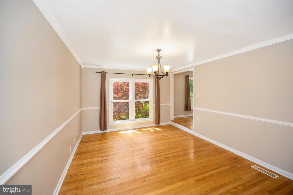 11309 CHESHIRE COURT