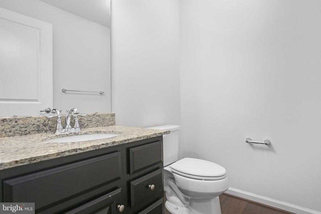 8643 ROSECRANS LANE LANE
