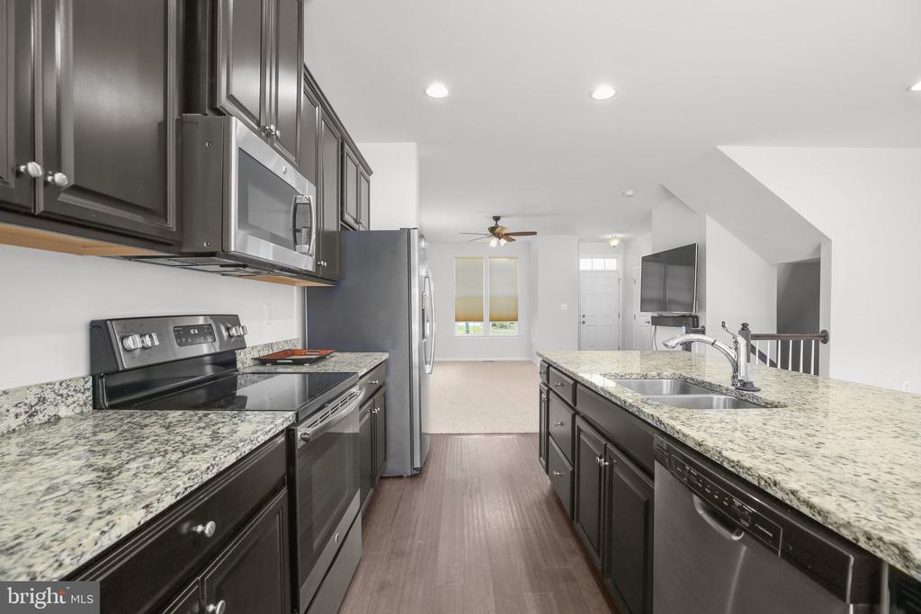 8643 ROSECRANS LANE LANE