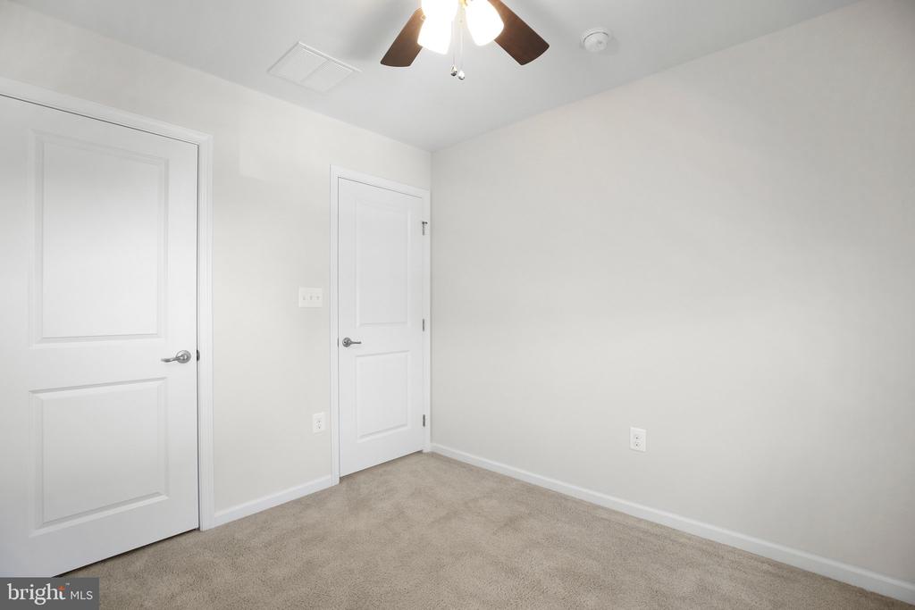 8643 ROSECRANS LANE LANE