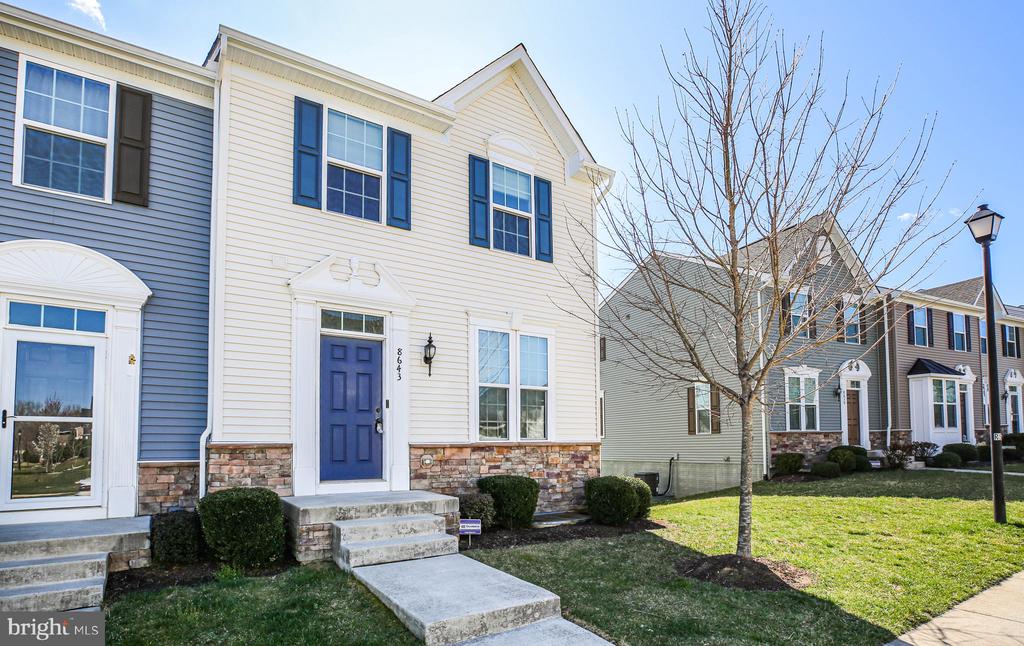 8643 ROSECRANS LANE LANE