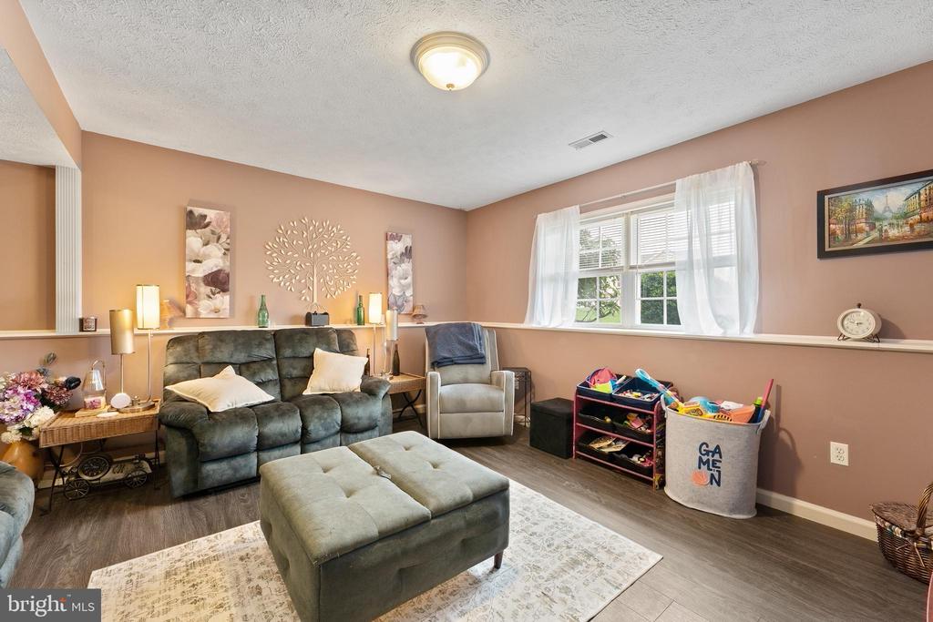 10735 ALLIE DRIVE